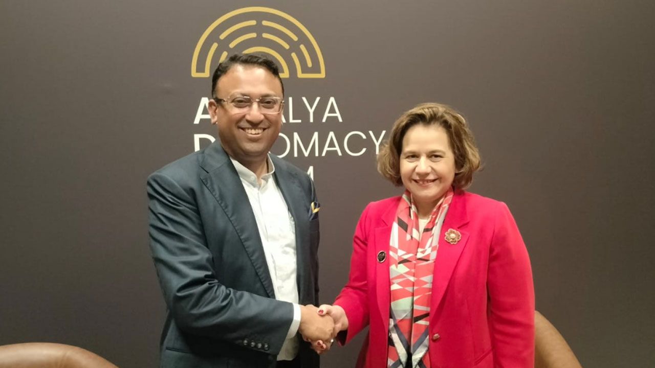 বাণিজ্য ও বৈশ্বিক সহযোগিতা জোরদারে একমত বাংলাদেশ ও তুরস্ক