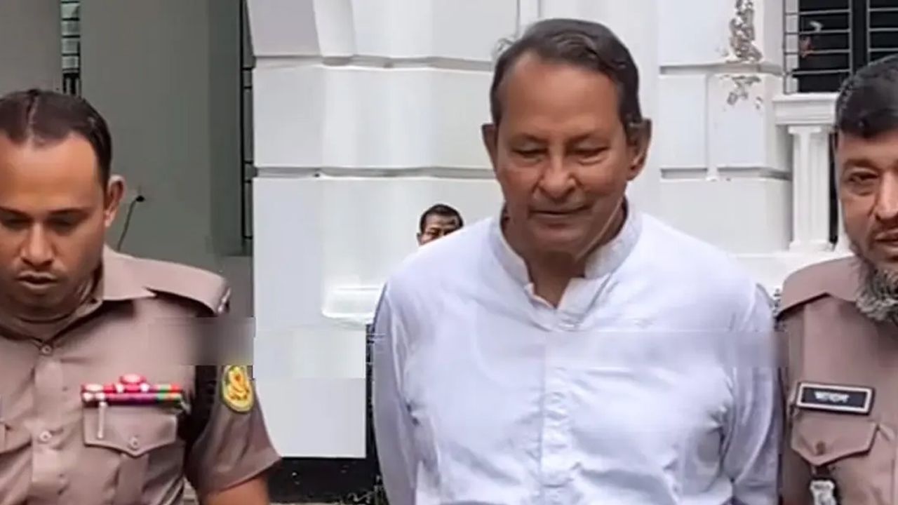 ইনুকে ‘টেনশন না করতে’ বলা দুই পুলিশ সদস্য শাস্তির মুখে