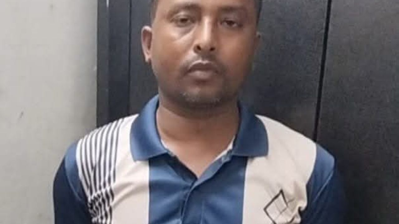 কোস্টগার্ডের গোপন তথ্য পাচারের অভিযোগ: তালতলীতে প্রধান মাঝি কালাম চাকরিচ্যুত