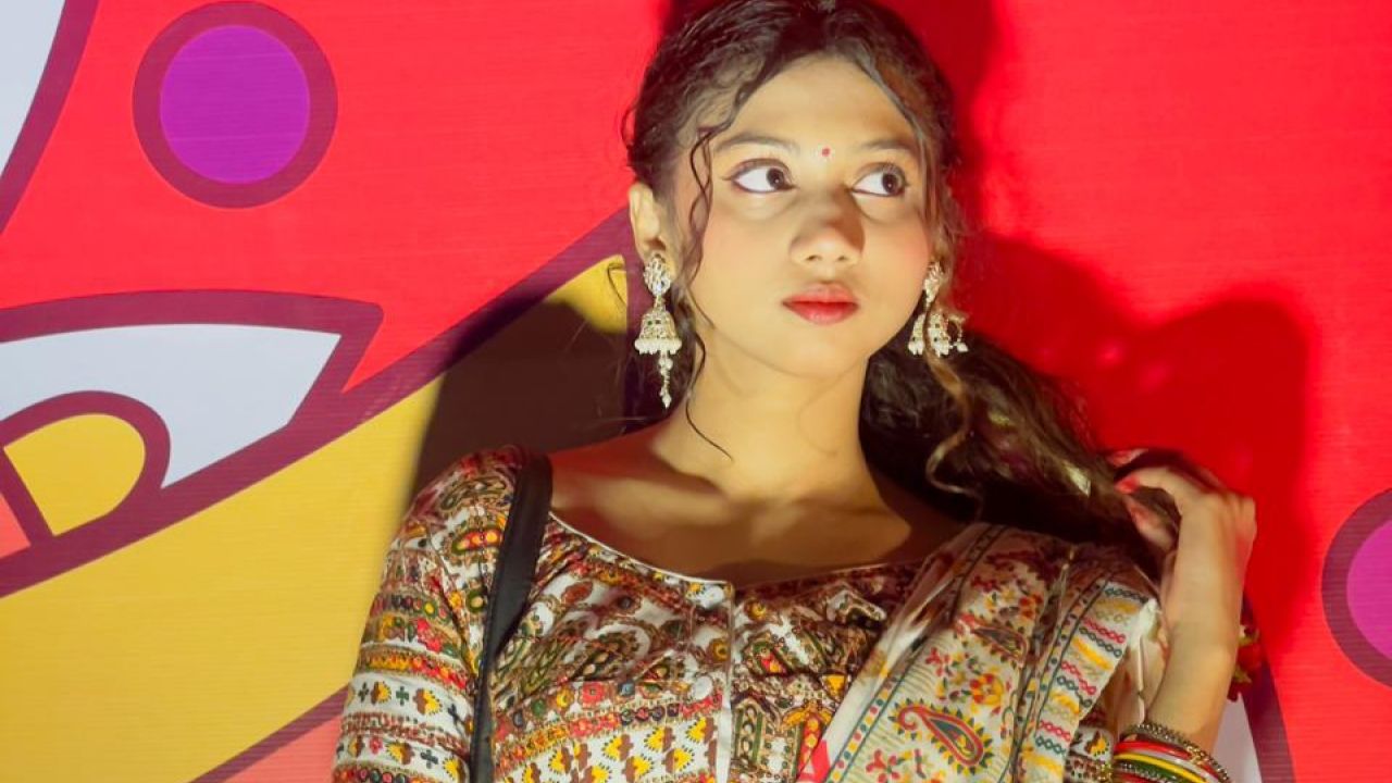 স্বপ্ন ছুঁতে অভিনয়ের পথে হাঁটছেন ইরা