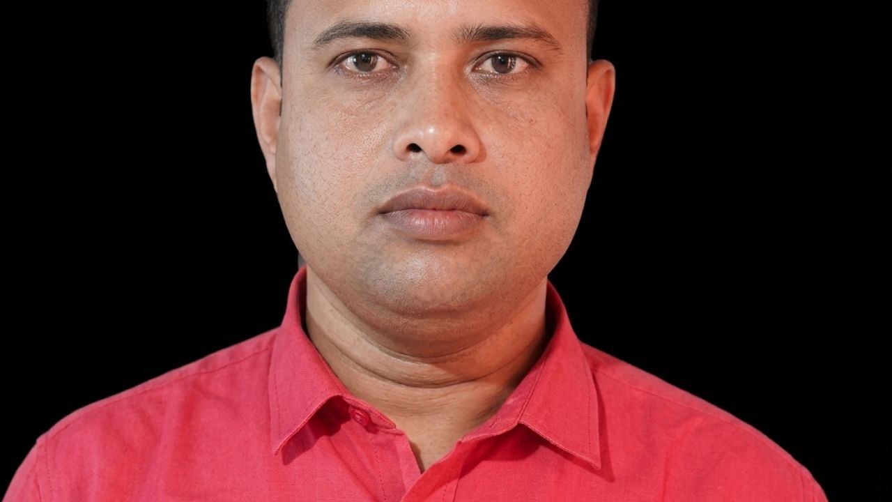 লাগামহীন অভিযোগ দেবভোগ কমিউনিটি ক্লিনিকের সুকান্তের নামে