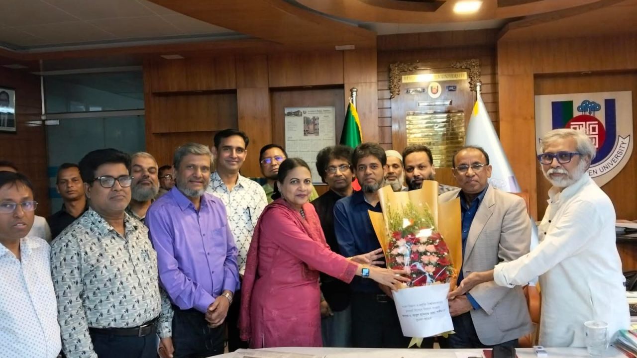 "পাবনা বিজ্ঞান ও প্রযুক্তি বিশ্ববিদ্যালয়ের উপাচার্য হিসেবে নিয়োগ পাওয়ায়  বাউবি পরিবারের শুভেচ্ছা ও অভিনন্দন"